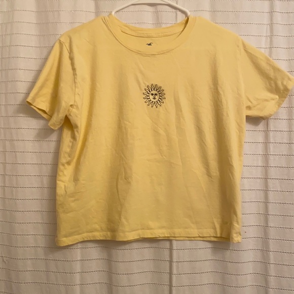 Hollister Tops - Hollister Cropped Tee